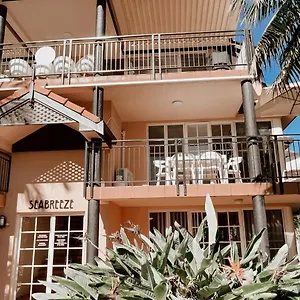Sea Breeze On Main 3* Byron Bay