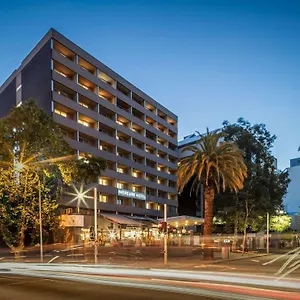 travelodge-perth.hotelsperth.org/