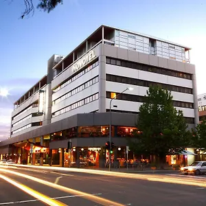 Novotel 4* Canberra
