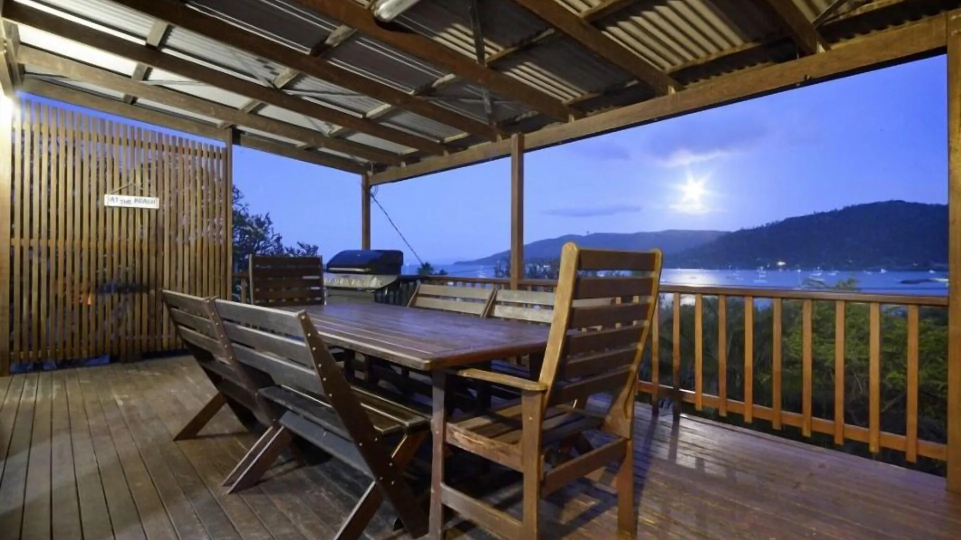 Airlie Guest House Airlie Beach 3*,